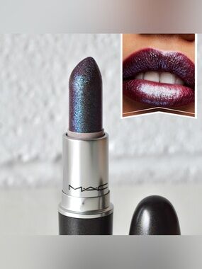 MAC Cosmetics Frost Lipstick *ON AND ON* Discontinued Super Rare & VHTF